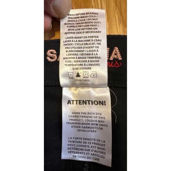 Santana Jeans Capri Wm Size 10 Mid Rise Straight Leg Black Pants Tummy Control - Picture 7 of 9